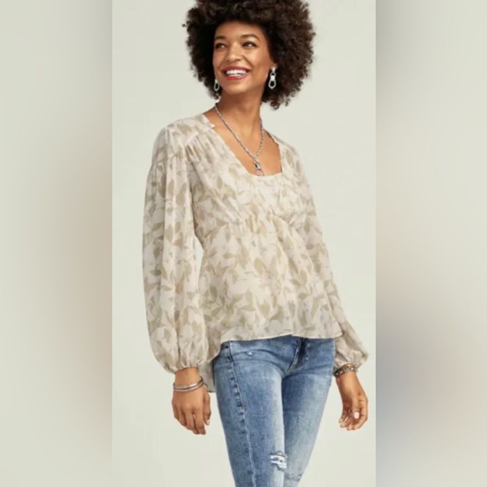 Cabi Couplet Blouse size small